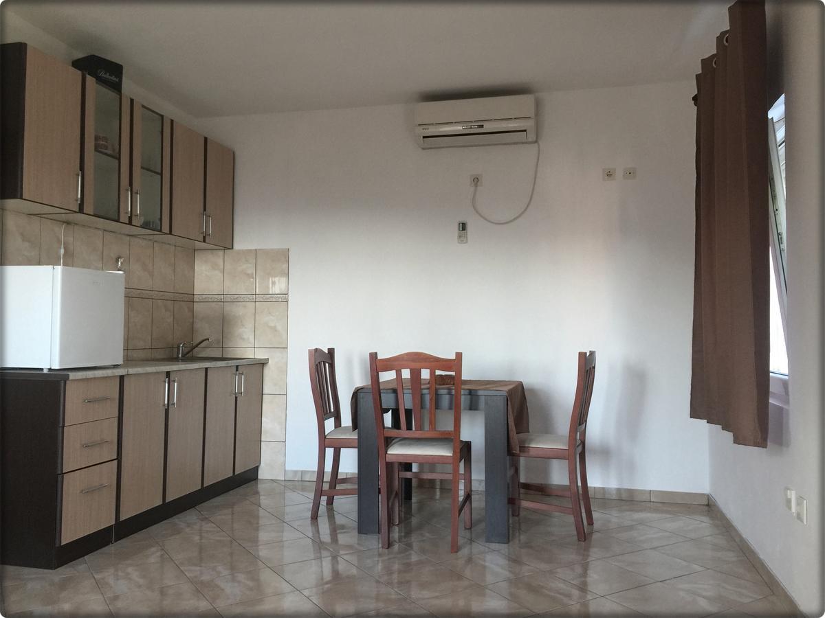 Apartmani Labovic Budva Luaran gambar